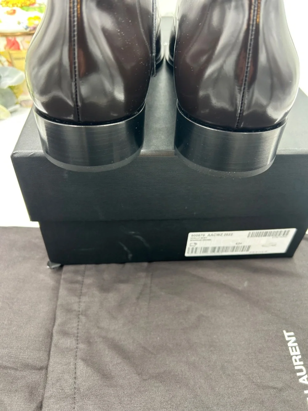 Men’s Saint Laurent Jean Polished Leather Derby Shoes. Size 43.5/10.5 US.